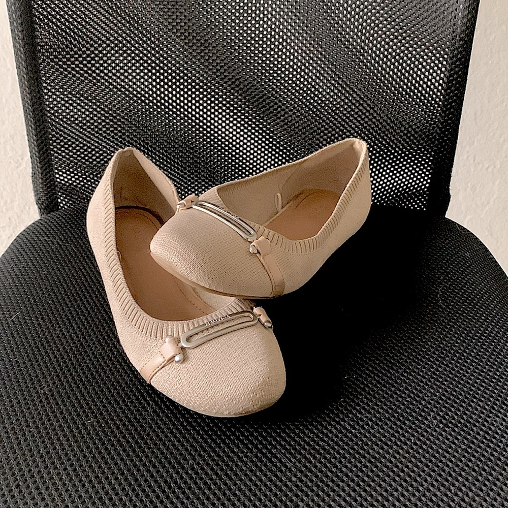 Nautica Beige Flats - Women Size 7